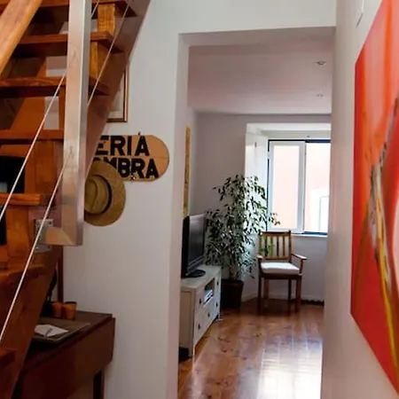 Апартаменты Bright In Lisbon, 70 Sqm Near Center Лиссабон